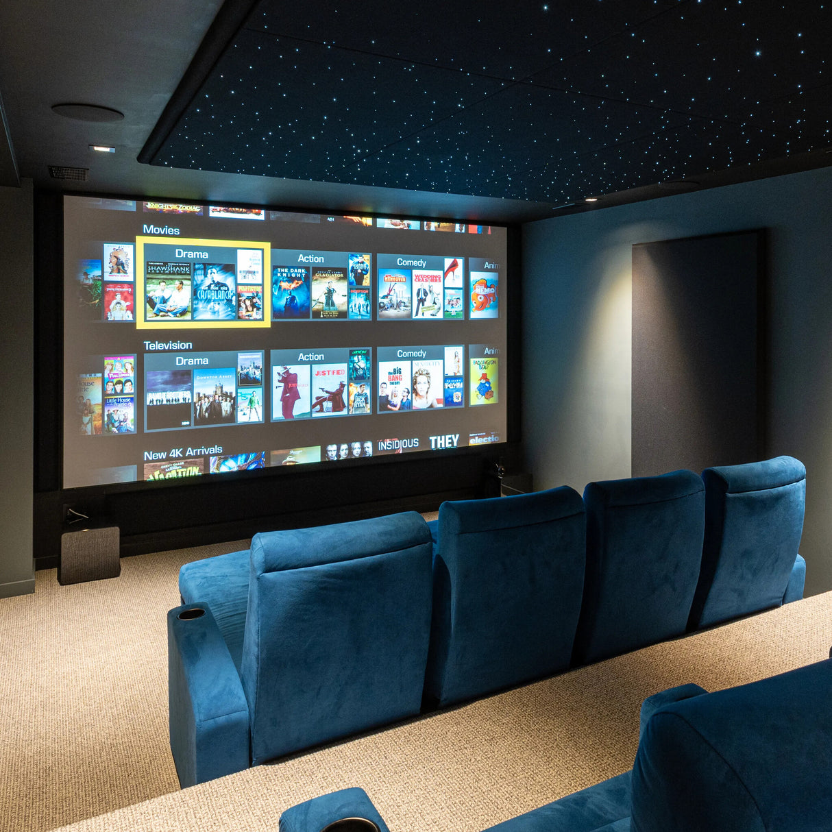 Draper StyleLine projection screen 3.2 m (126") 21:9