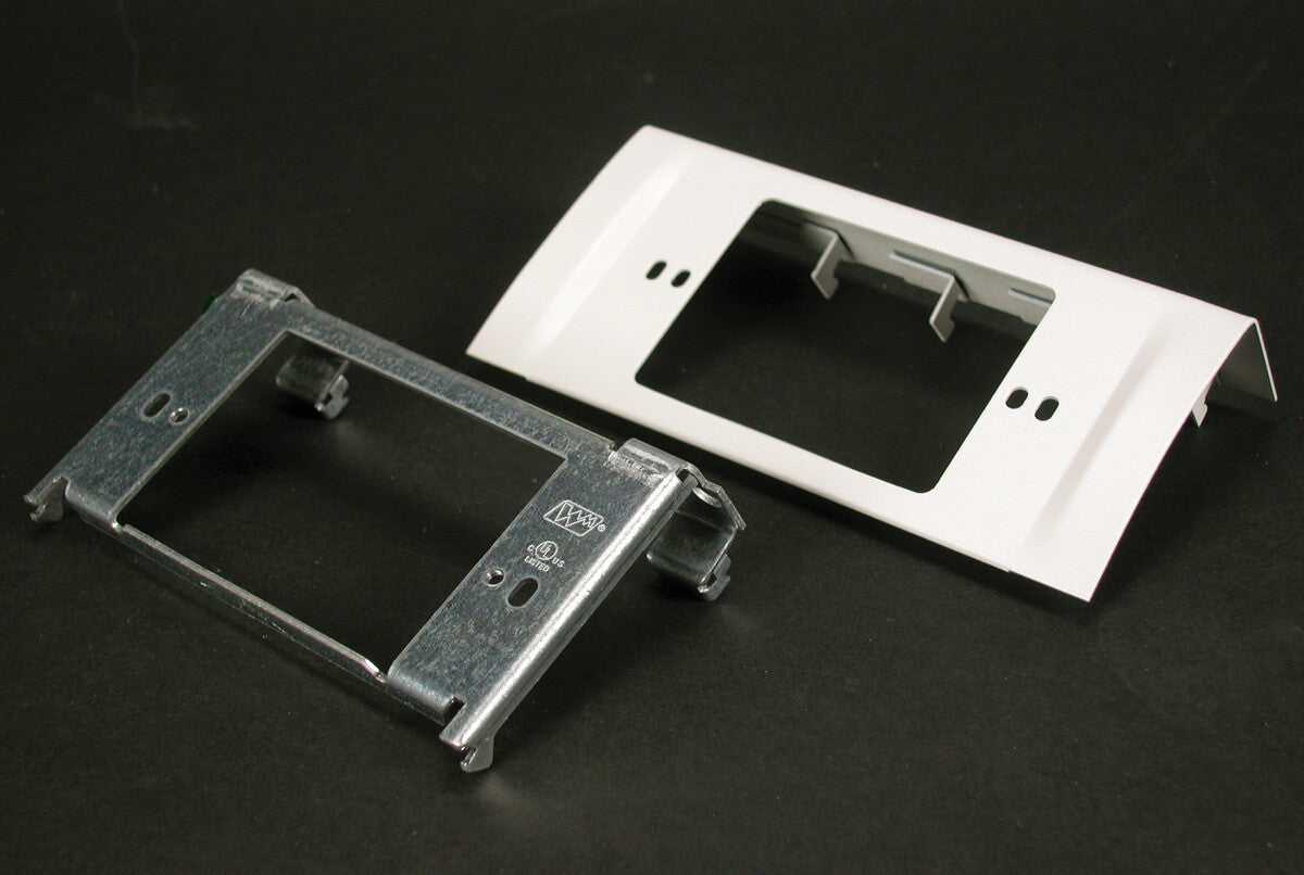 WIREMOLD DS4047C-BK wall plate/switch cover White