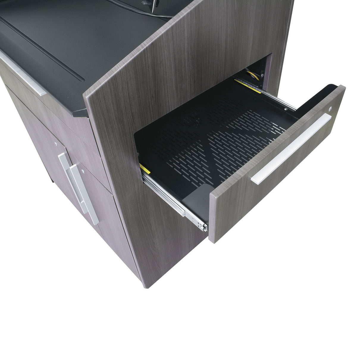 Middle Atlantic L5 Series Flat Frame 33 Inches Wide, 1.5 Bays