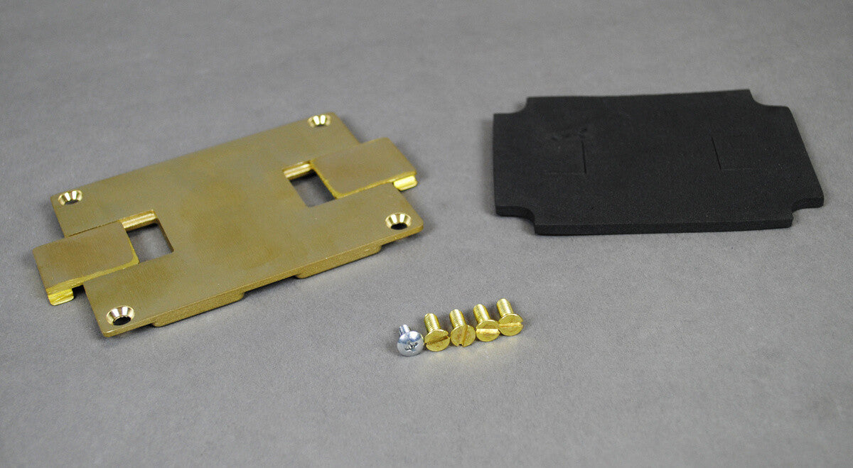 WIREMOLD 829STC wall plate/switch cover Brass
