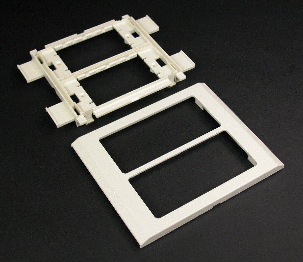 WIREMOLD CV4050 wall plate/switch cover Ivory