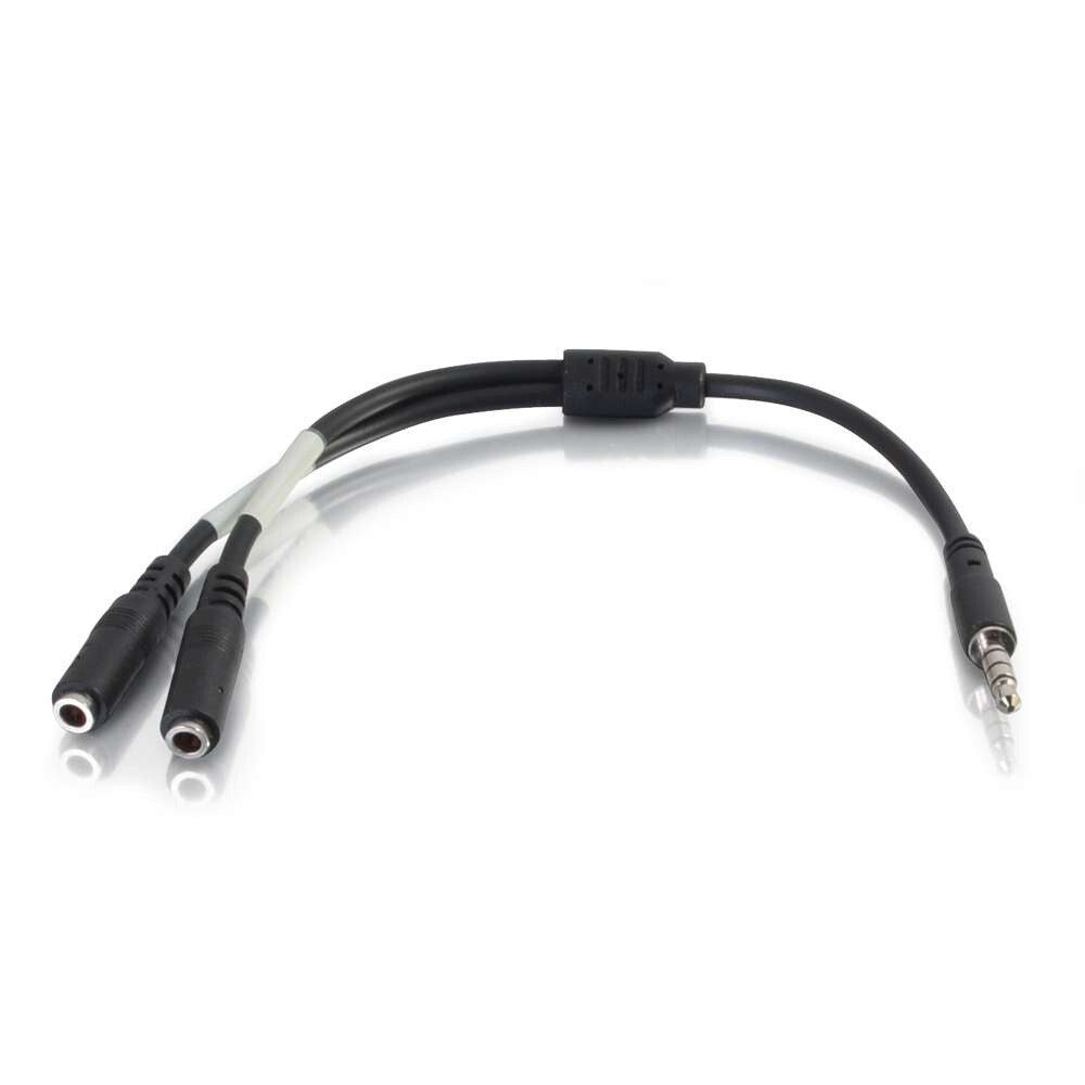 C2G 0.5ft (0.15m) 4-pin 3.5mm Microphone and Headphone Breakout Adapter Y-Cable