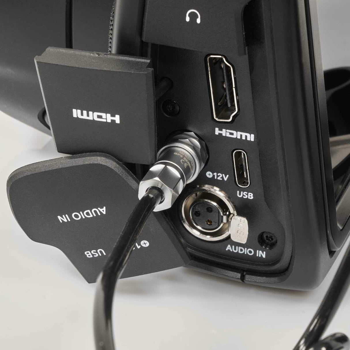 ikan STR-PWR-DTAP-BMPCC6K camera cable 0.5 m Black