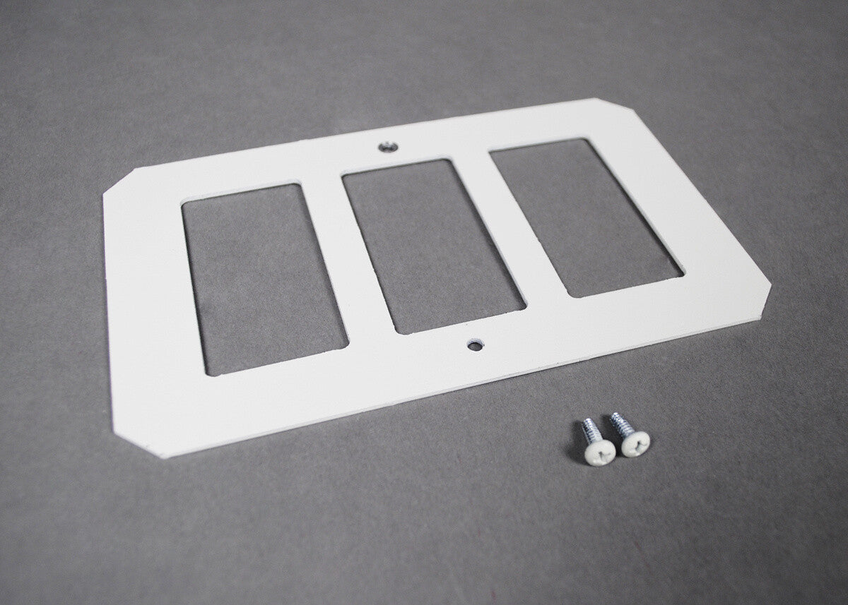 WIREMOLD 8CREST3G wall plate/switch cover White