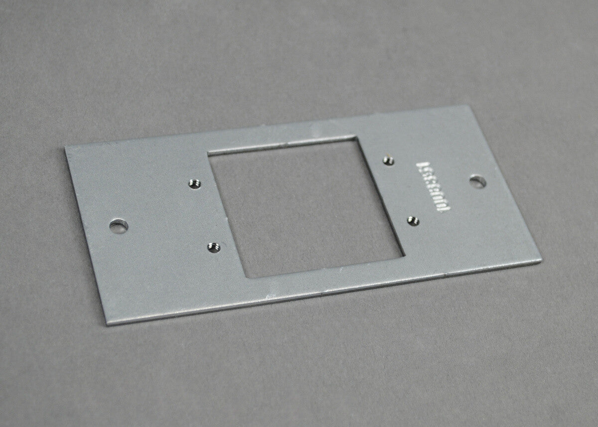 WIREMOLD SGT-MAAP wall plate/switch cover Silver