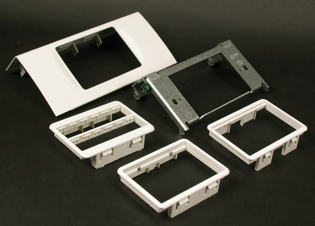 WIREMOLD DS4047MAB-DV wall plate/switch cover White