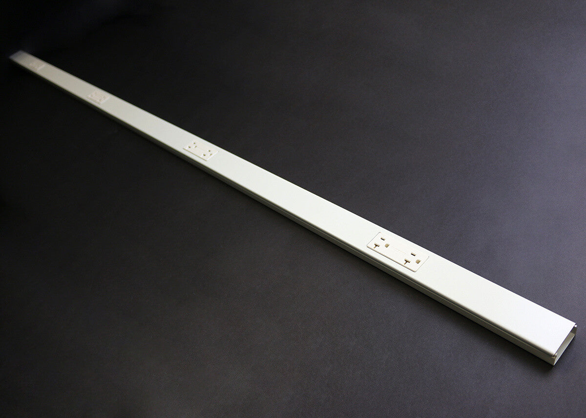 WIREMOLD Plugmold 2400 power extension 0 m 4 AC outlet(s) Indoor Ivory
