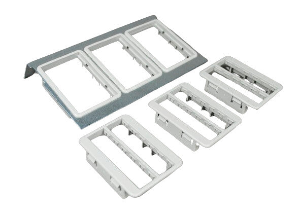 WIREMOLD C8005P-3RT wall plate/switch cover White
