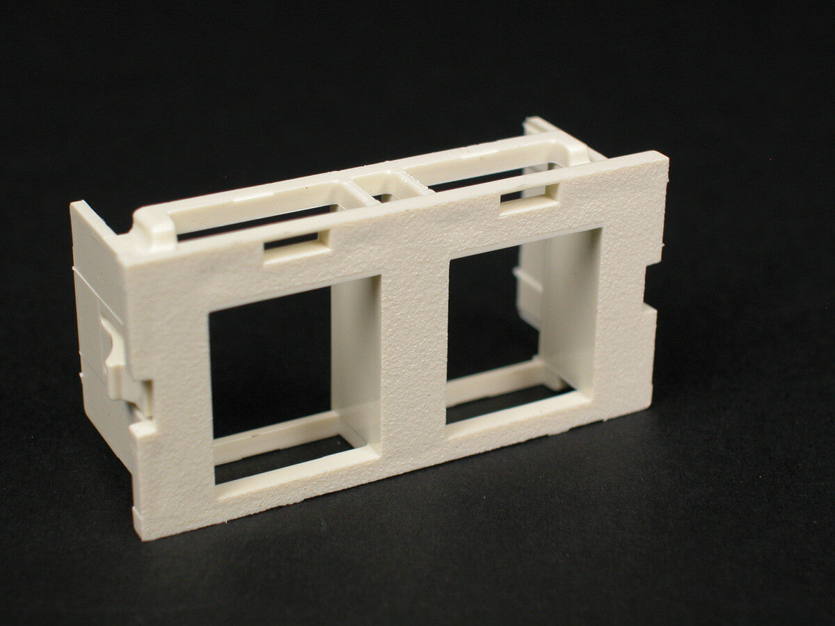 WIREMOLD CM2-U2AMP-BK wall plate/switch cover Black