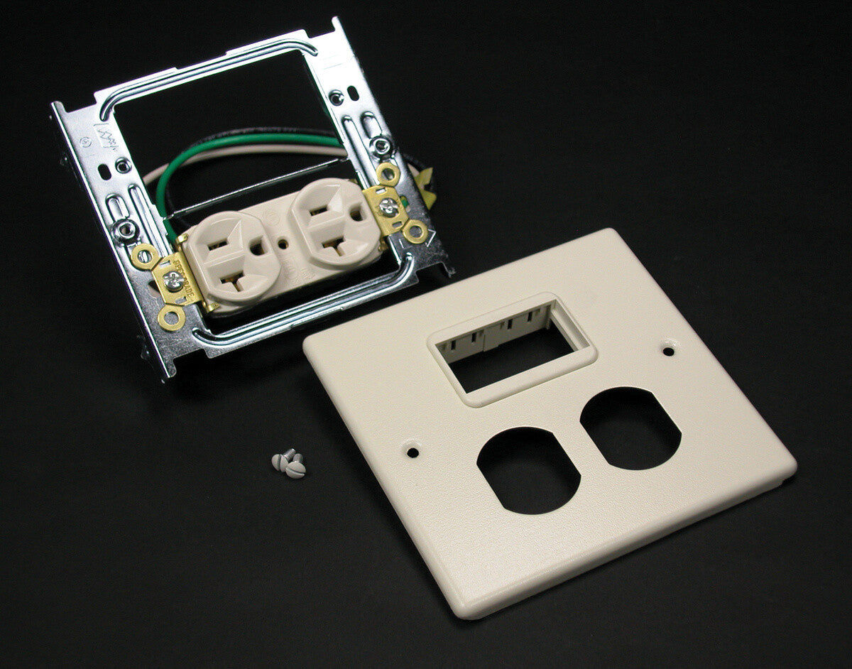 WIREMOLD CV4047WS wall plate/switch cover Ivory